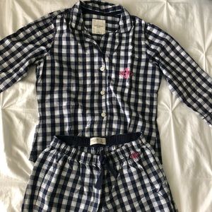 Gilly Hicks pajama set